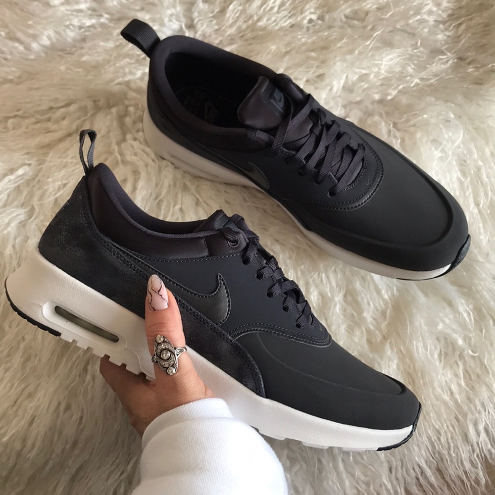 NWT Nike Air Max Thea Premium - Picture 5 of 8